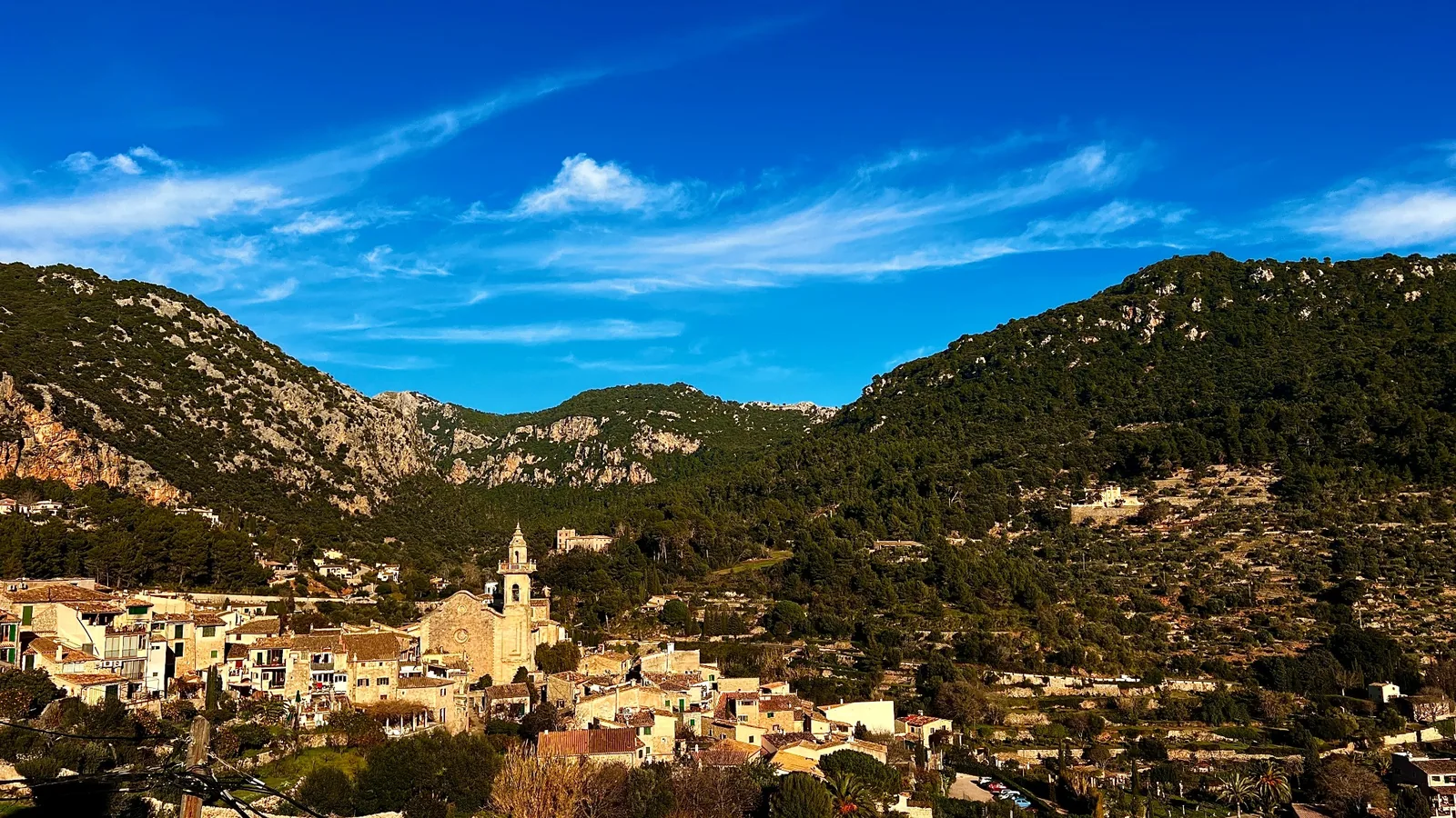 Atmosphärisches Mallorca-Motiv zu Deià & Valldemossa